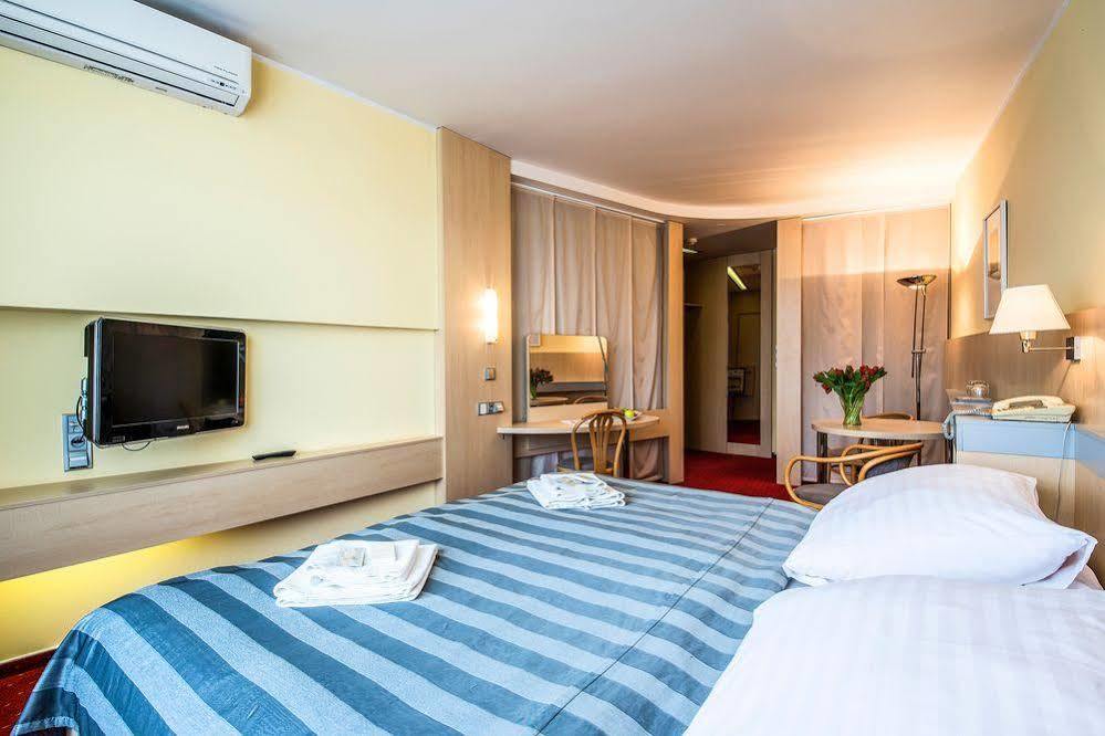 Hotel Jana Пршеров Экстерьер фото