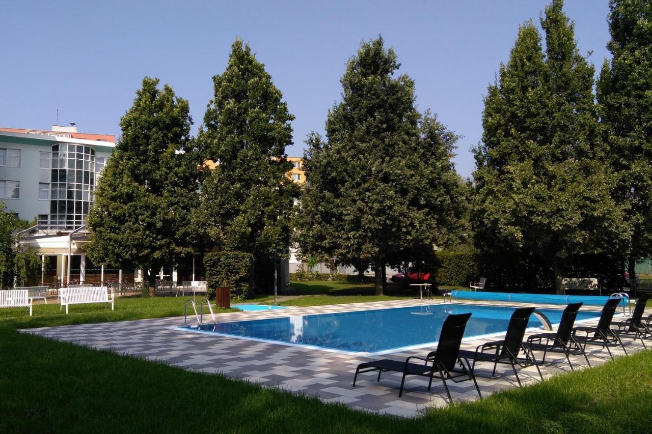 Hotel Jana Пршеров Экстерьер фото